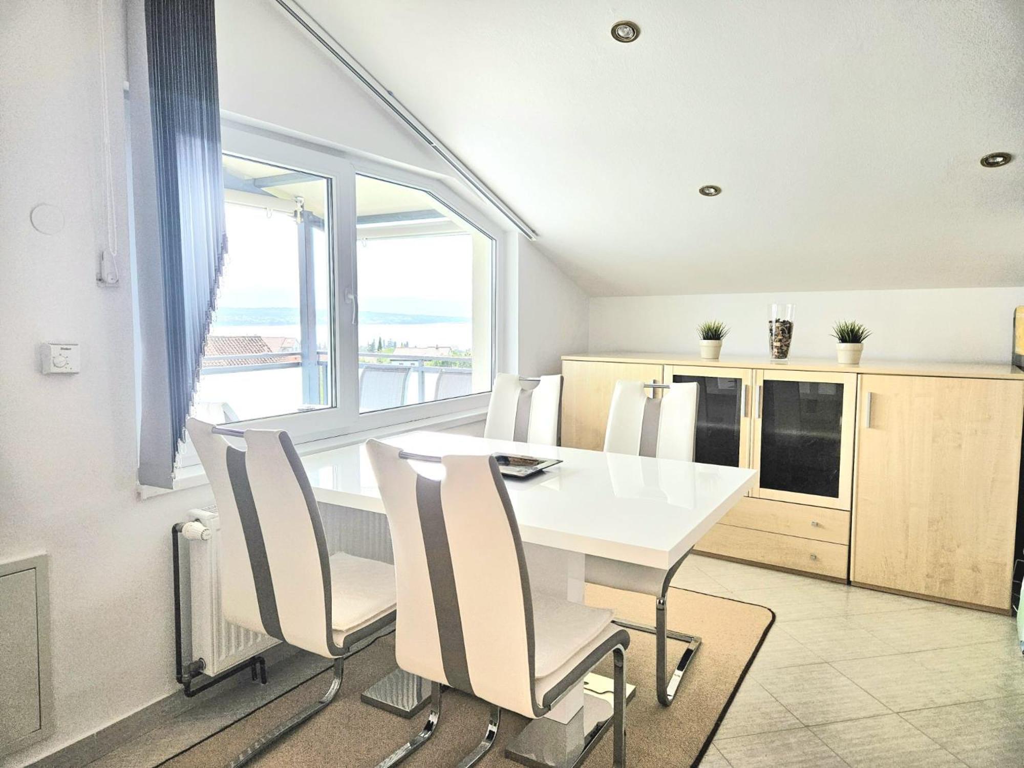 Lovely Sea View House 2 In Malinska Island Krk 외부 사진