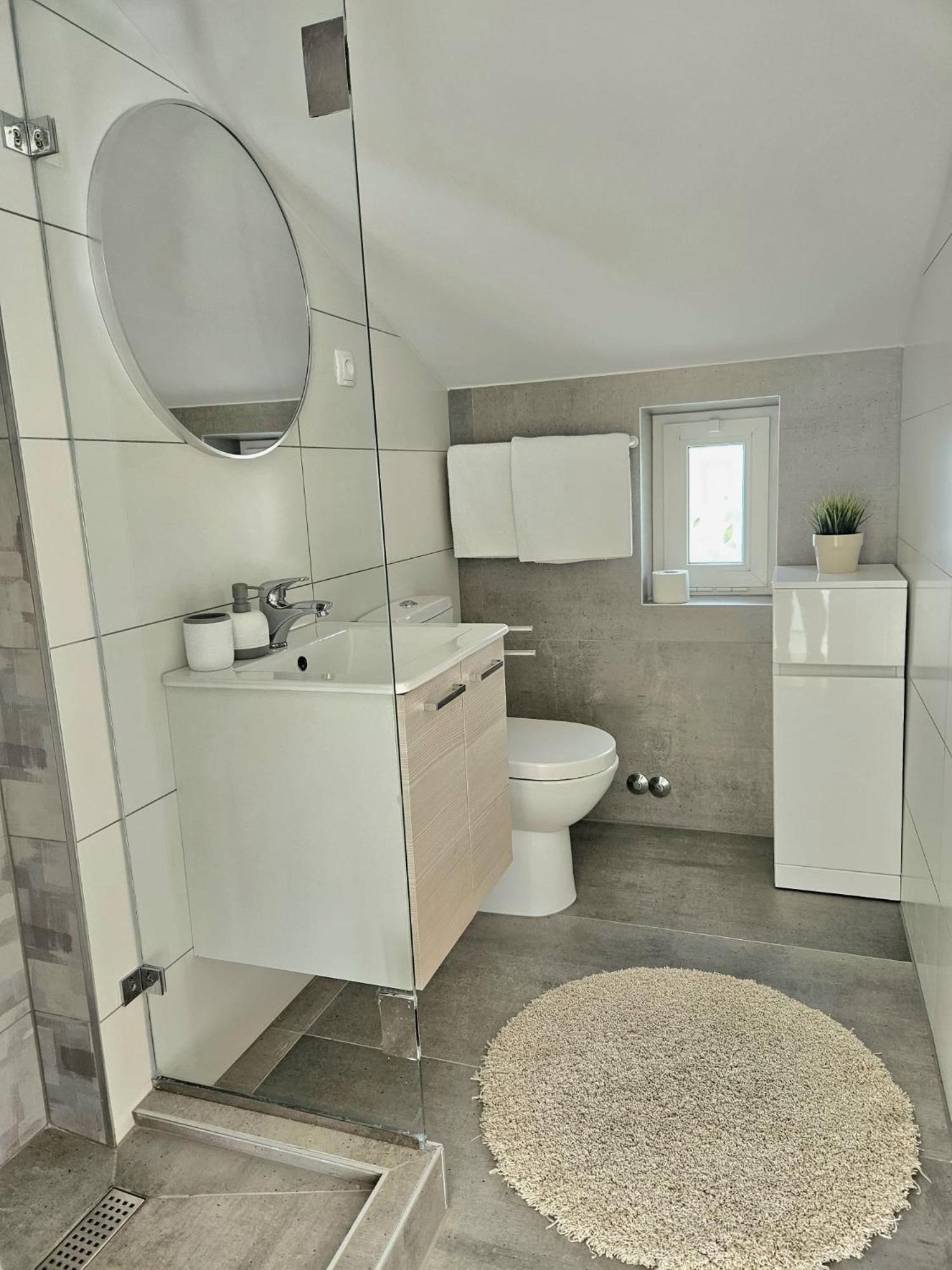 Lovely Sea View House 2 In Malinska Island Krk 외부 사진